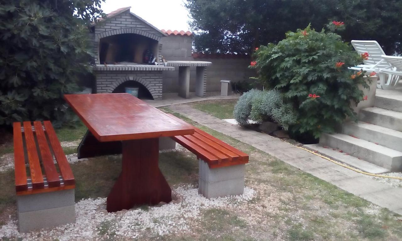 Apartmani Sruk Sukošan エクステリア 写真